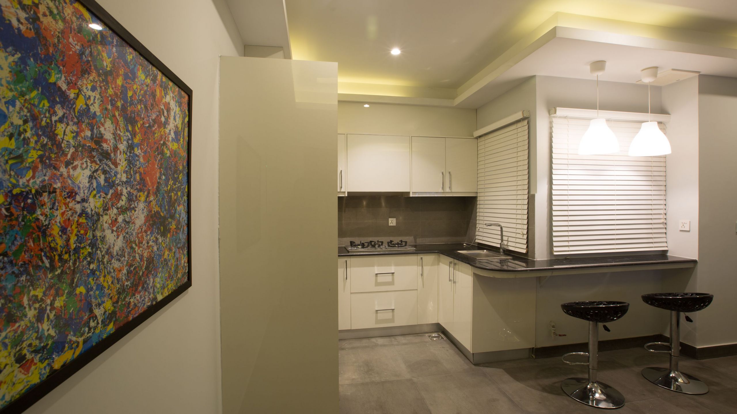 Deluxe suite has the facilities and amenities of split Ac, modernized kitchen.